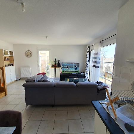 Chambre 11M2 Dans Maison Toute Equipee Tresses ภายนอก รูปภาพ