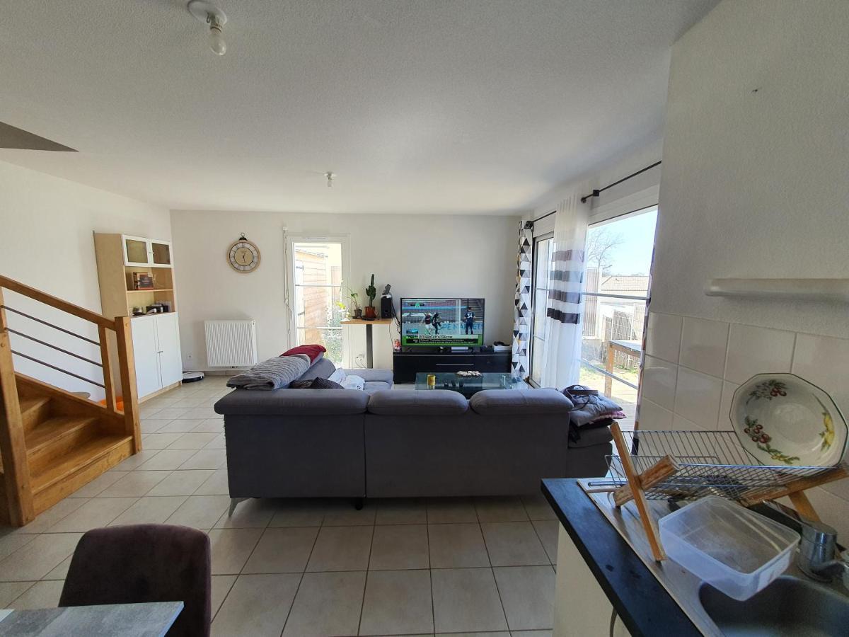 Chambre 11M2 Dans Maison Toute Equipee Tresses ภายนอก รูปภาพ